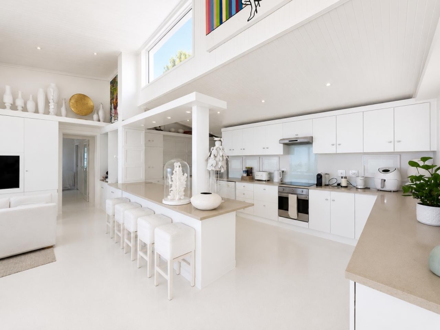 To Let 3 Bedroom Property for Rent in Clifton Western Cape